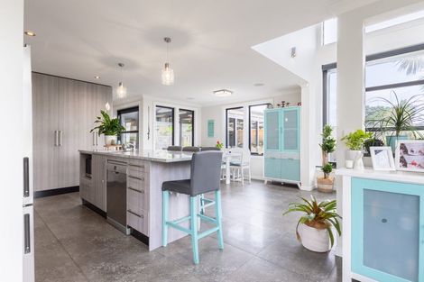 Photo of property in 79b Golf Road, Paraparaumu Beach, Paraparaumu, 5032