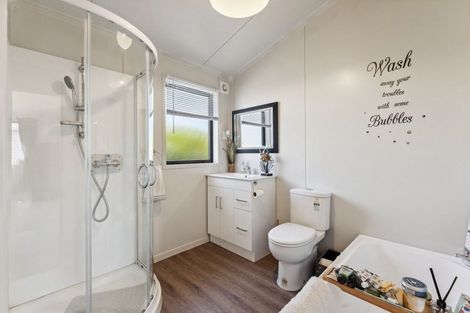 Photo of property in 68 Grey Street, Woodville, 4920