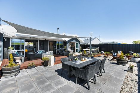 Photo of property in 5 Half Time Close, Omakau, 9376