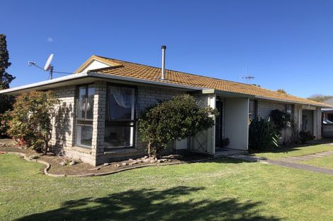 Photo of property in 6a Woodfield Avenue, Roslyn, Palmerston North, 4414