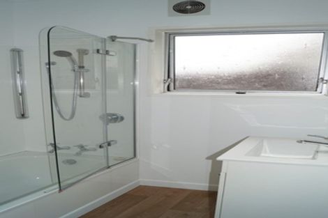 Photo of property in 109 Bay View Road, South Dunedin, Dunedin, 9012