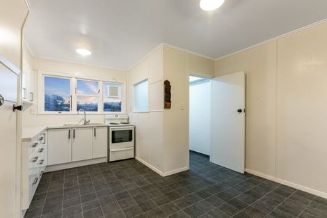 Photo of property in 78-80 Hereford Street, Cannons Creek, Porirua, 5024