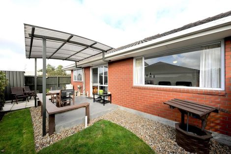 Photo of property in 2/6 Bella Rosa Drive, Hei Hei, Christchurch, 8042