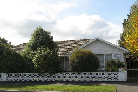 Photo of property in 1/170 Waimairi Road, Ilam, Christchurch, 8041