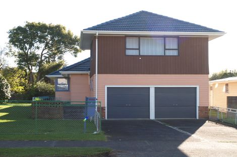 Photo of property in 2 Ashley Avenue, Mangere East, Auckland, 2024