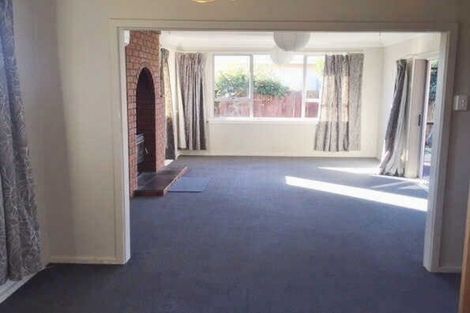 Photo of property in 21 Inwoods Road, Parklands, Christchurch, 8083