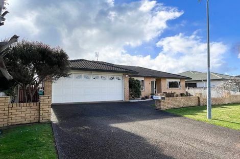 Photo of property in 12 Dan Tori Place, Orewa, 0931