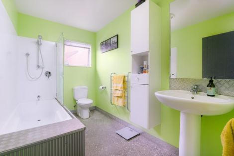 Photo of property in 6 Pointon Glade, Grandview Heights, Hamilton, 3200