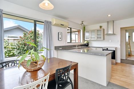 Photo of property in 92a East Belt, Rangiora, 7400