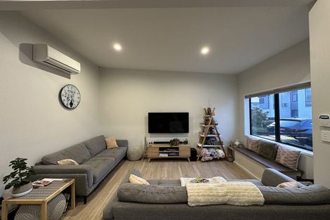 Photo of property in 7 Nohanga Lane, Hobsonville, Auckland, 0616
