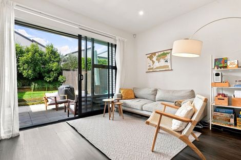 Photo of property in 37 Peihana Road, Hobsonville, Auckland, 0616