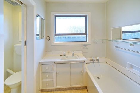 Photo of property in 88 Cotswold Avenue, Bishopdale, Christchurch, 8053