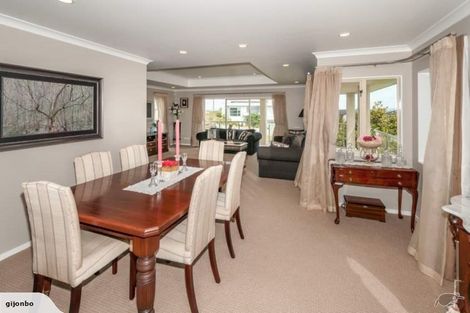 Photo of property in 57 Kittiwake Drive, Schnapper Rock, Auckland, 0632