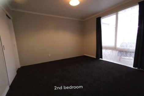 Photo of property in 14 Westmere Place, Takaro, Palmerston North, 4412