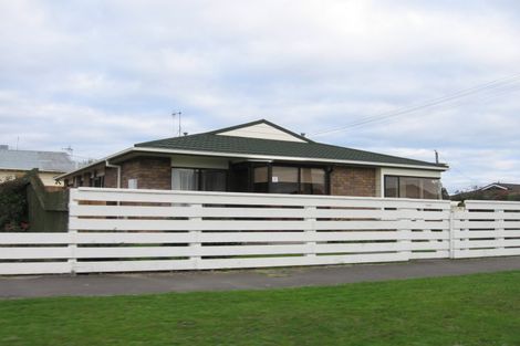 Photo of property in 11 Fairs Road, Milson, Palmerston North, 4414