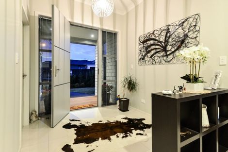 Photo of property in 16 Platina Place, Flagstaff, Hamilton, 3210