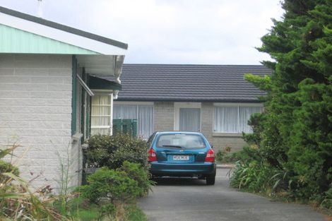 Photo of property in 32 Duchess Place, Maupuia, Wellington, 6022