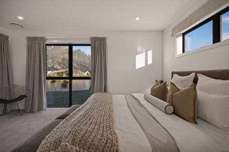 Photo of property in 1 Centurion Court, Jacks Point, 9371
