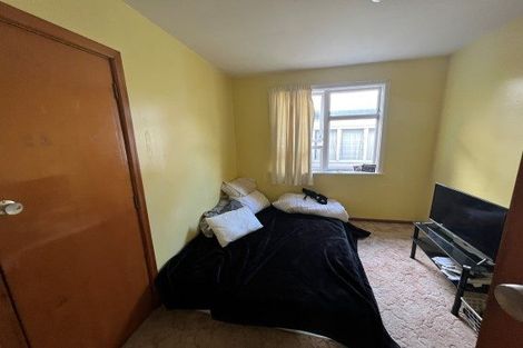 Photo of property in 120 Northcote Road, Northcote, Christchurch, 8052