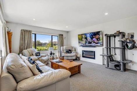 Photo of property in 41 Koura Drive, Rangiora, 7400
