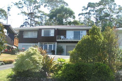 Photo of property in 44 Ravenwood Drive, Forrest Hill, Auckland, 0620