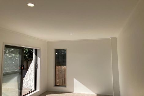 Photo of property in 10 Gulliver Place, Conifer Grove, Takanini, 2112