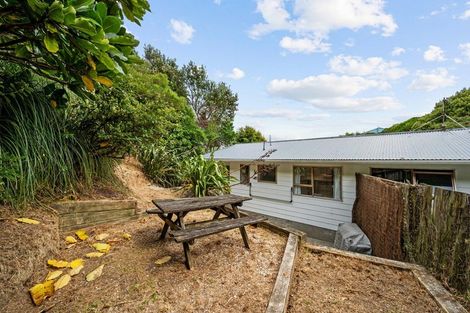 Photo of property in 26a Liffey Crescent, Island Bay, Wellington, 6023