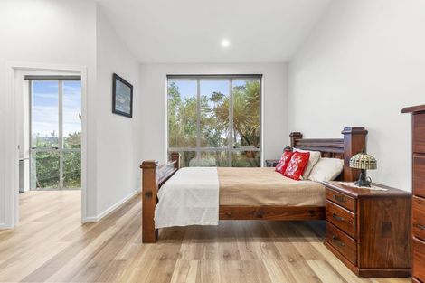 Photo of property in 12/20 Schnapper Rock Road, Schnapper Rock, Auckland, 0632