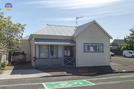 Photo of property in 37 Nelson Crescent, Napier South, Napier, 4110