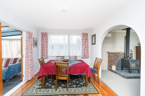 Photo of property in 5 Tingey Place, Awapuni, Palmerston North, 4412