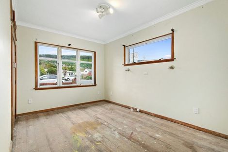 Photo of property in 142 Main Road, Tawa, Wellington, 5028