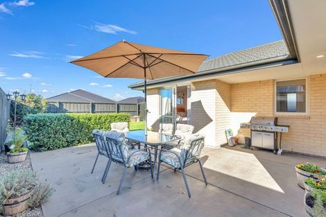 Photo of property in 6 Crossley Avenue, Woodend, 7610