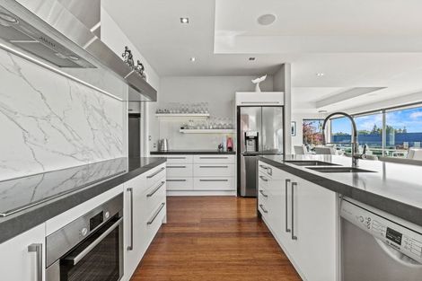 Photo of property in 37 Oakgrove Drive, Rangiora, 7400