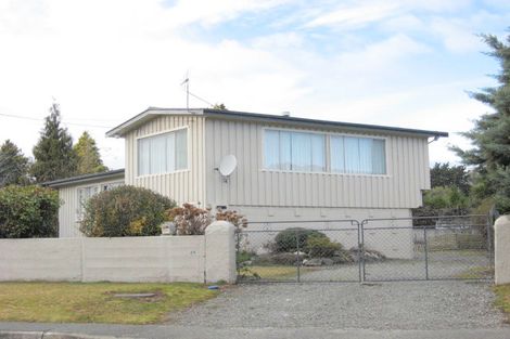 Photo of property in 34 Dusky Street, Te Anau, 9600