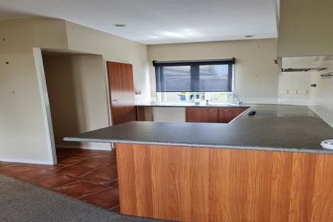 Photo of property in 9 Mt Lebanon Lane, Henderson, Auckland, 0612