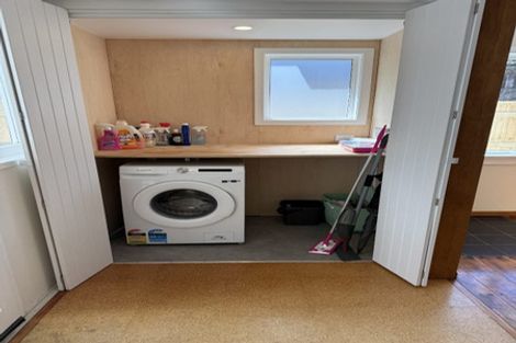 Photo of property in 16 Hursthouse Street, Vogeltown, New Plymouth, 4310