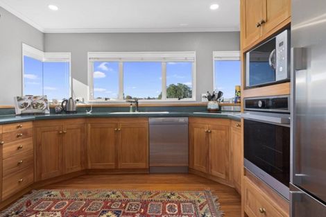Photo of property in 23 Links View Drive, Omokoroa, 3114