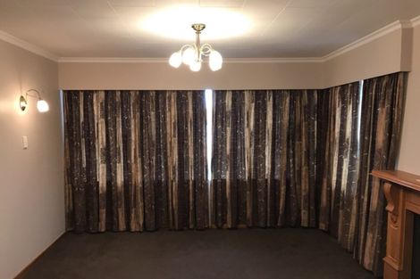 Photo of property in 3 Angell Street, Johnsonville, Wellington, 6037