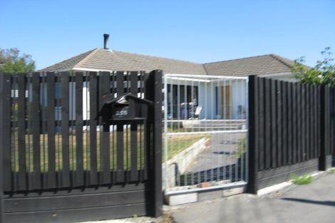 Photo of property in 255 Lake Terrace Road, Shirley, Christchurch, 8061