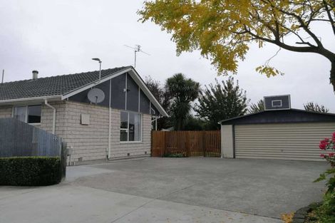 Photo of property in 22 Mckellar Place, Hornby, Christchurch, 8042