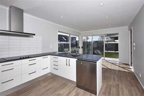 Photo of property in 1 Briddock Way, Swanson, Auckland, 0614