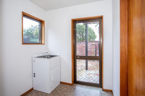 Photo of property in 1/28 Thornycroft Street, Fendalton, Christchurch, 8052