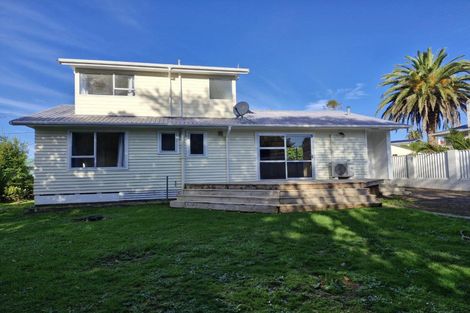 Photo of property in 35 Budleigh Street, Frankleigh Park, New Plymouth, 4310