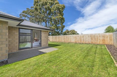 Photo of property in 66 Suffolk Drive, Kirwee, 7571