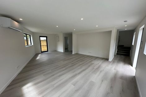 Photo of property in 60 Tiri Tiri Road, Birkdale, Auckland, 0626