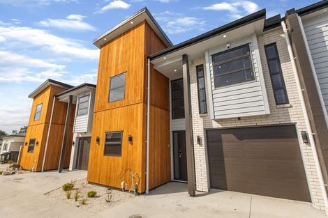 Photo of property in 79a Russell Road, Manurewa, Auckland, 2102