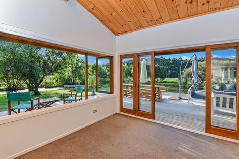 Photo of property in 62 Onewhero Road, Kaukapakapa, Warkworth, 0984