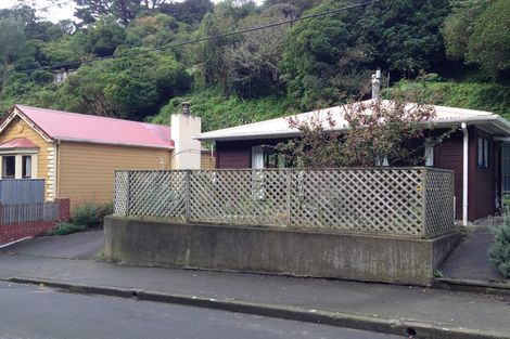 Photo of property in 63 Holloway Road, Aro Valley, Wellington, 6021
