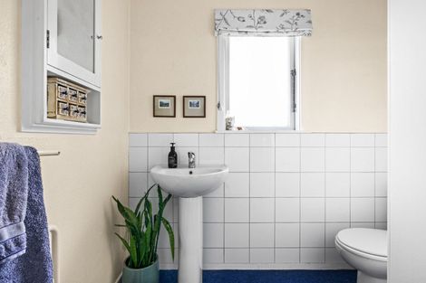 Photo of property in 59a Middle Road, Havelock North, 4130