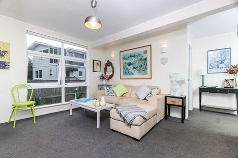 Photo of property in 2/27 Piccadilly Place, Kohimarama, Auckland, 1071